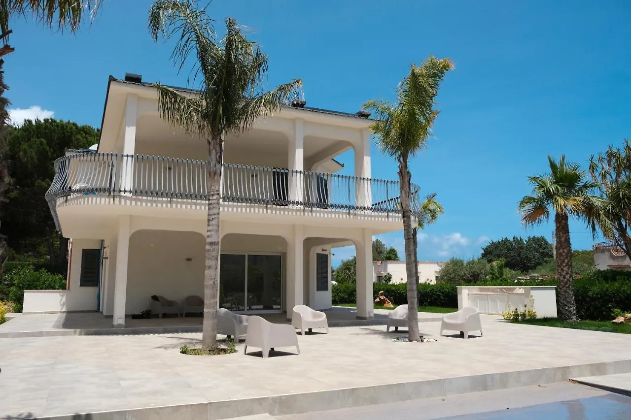 Villa Lia 카스텔라마레델골포